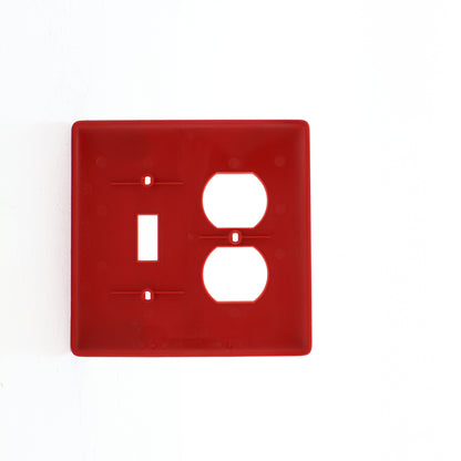 Hubbell NPJ18R Red 2-Gang Toggle Duplex Outlet Unbreakable Mid-Size Wallplate