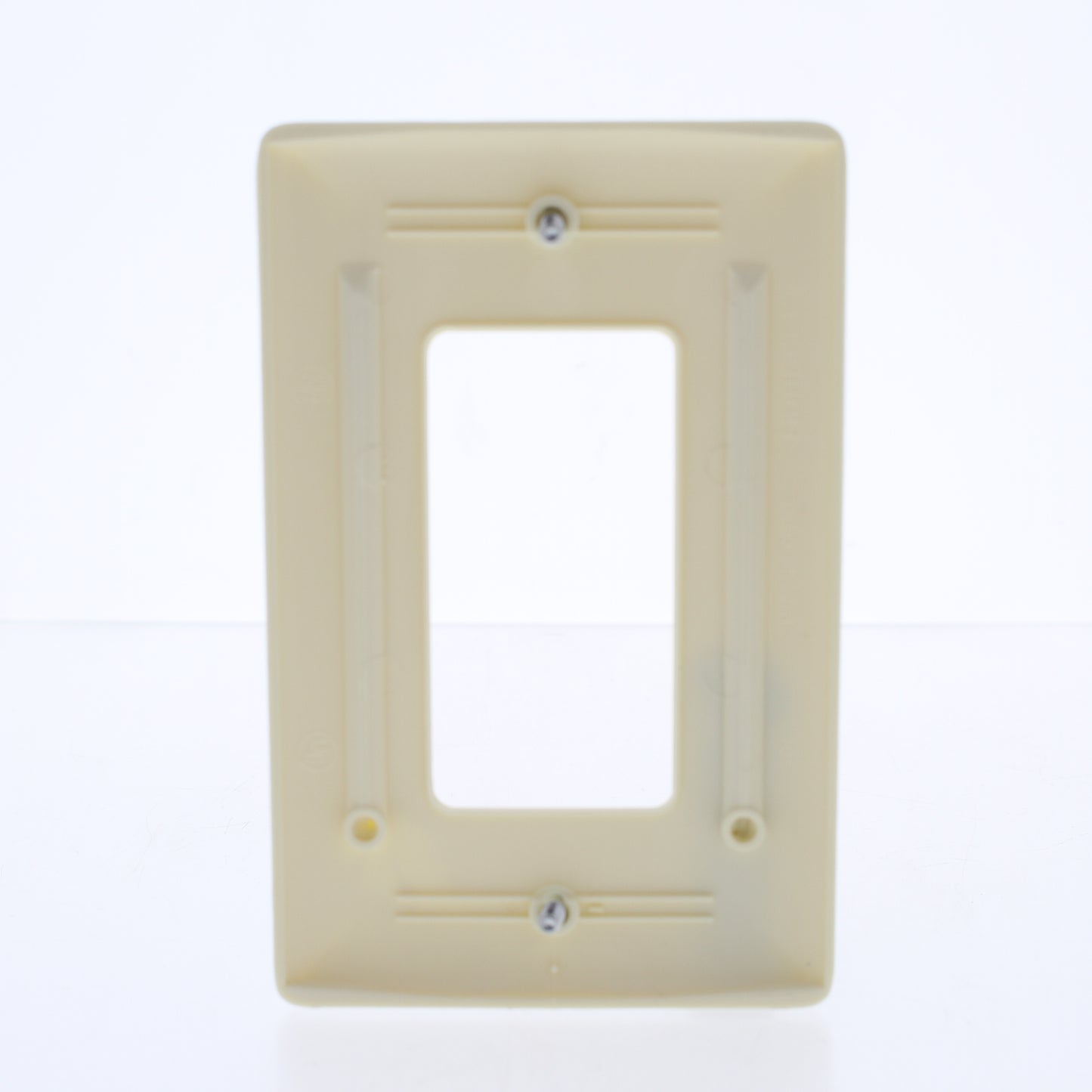 Hubbell NPJ26AL Almond 1-Gang 1-Gang Unbreakable Mid-Size Wallplate Cover 25pcs