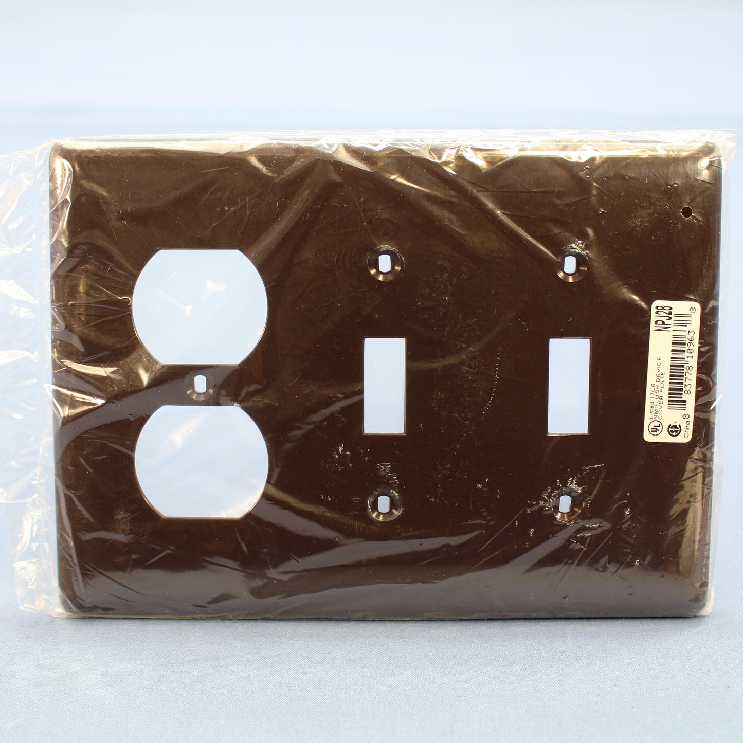 Hubbell NPJ28 Brown 3-Gang Duplex Outlet Switch Unbreakable Mid-Size Wallplate