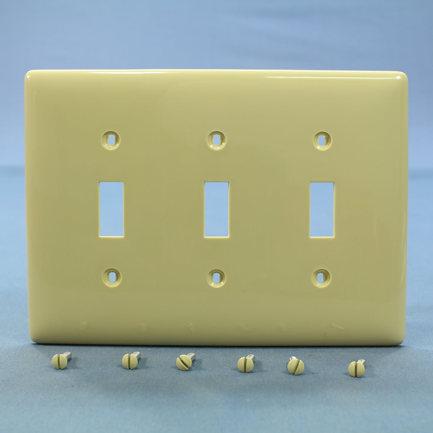Hubbell NPJ3I Ivory 3-Gang Toggle Switch Unbreakable Nylon Mid-Size Wallplate