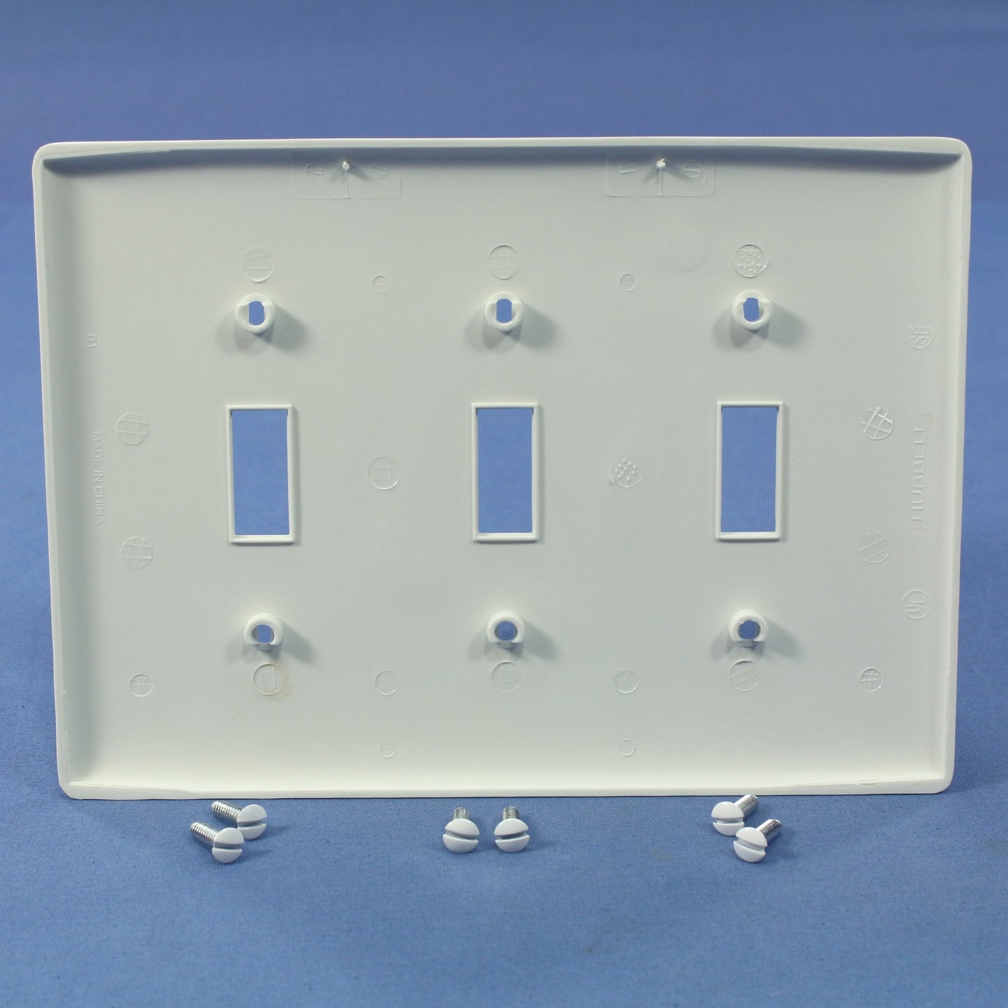 Hubbell NPJ3W White 3-Gang Toggle Switch Unbreakable Mid-Size Wallplates 10pcs