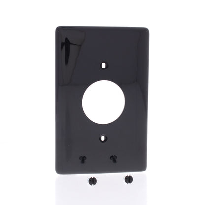 Hubbell NPJ7BK Black 1-Gang 1.406in. Outlet Unbreakable Mid-Size Wallplate Cover