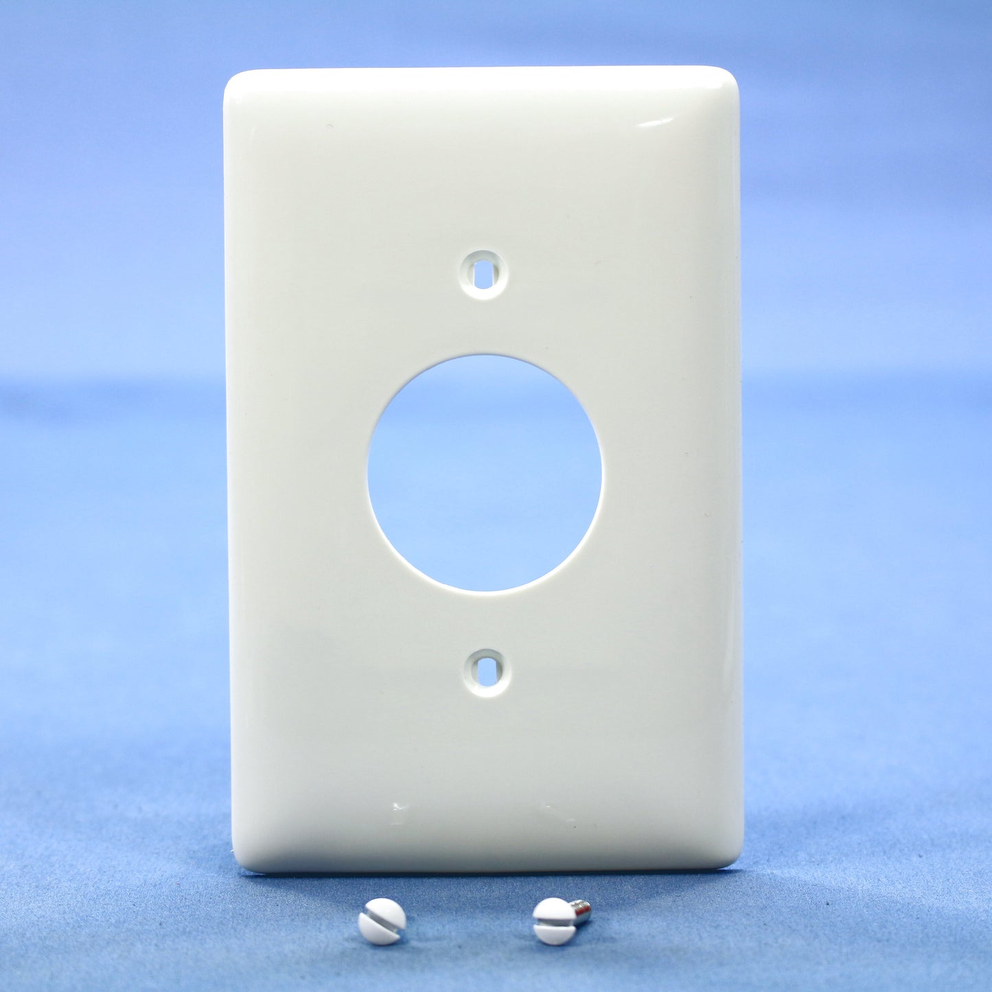 Hubbell White Unbreakable 1.40" Receptacle Wallplate Mid-size Outlet Cover NPJ7W