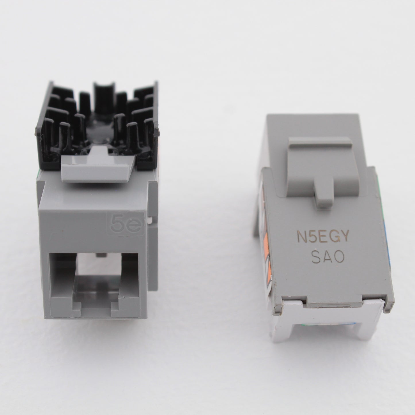 Hubbell NSJ5EGY25 Gray Universal A/B Cat5e Voice Data Jack 8-Position 25pcs