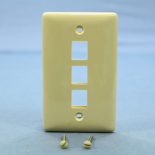 Hubbell NSP13I Ivory 1-Gang 3-Port Flame-Retardant ABS Standard Wallplate Cover