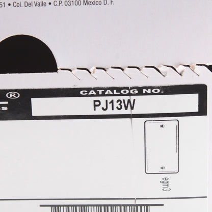Hubbell PJ13W White Unbreakable Mid-Size Cover 1-Gang Nylon Blank Box Mount 25pc