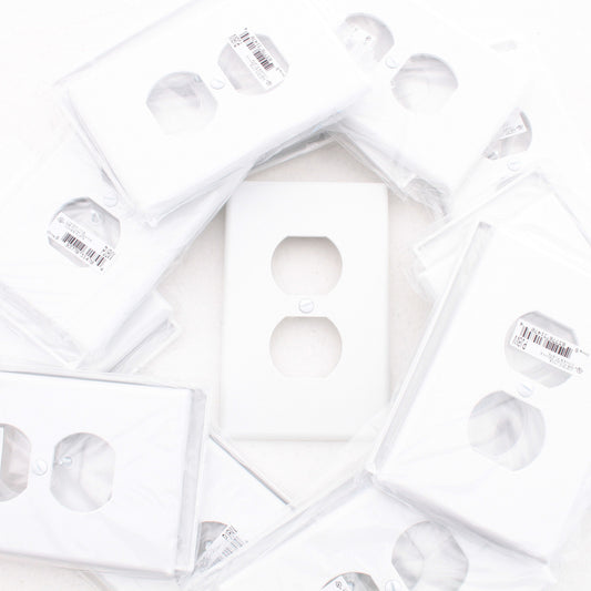 Hubbell PJ8W White Unbreakable Duplex Receptacle Mid-Size Outlet Covers 25pcs