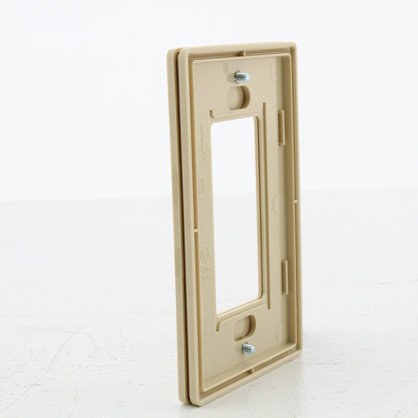 Hubbell RCW1I Ivory 1-Gang Decorator Unbreakable Nylon Standard Wallplate Cover