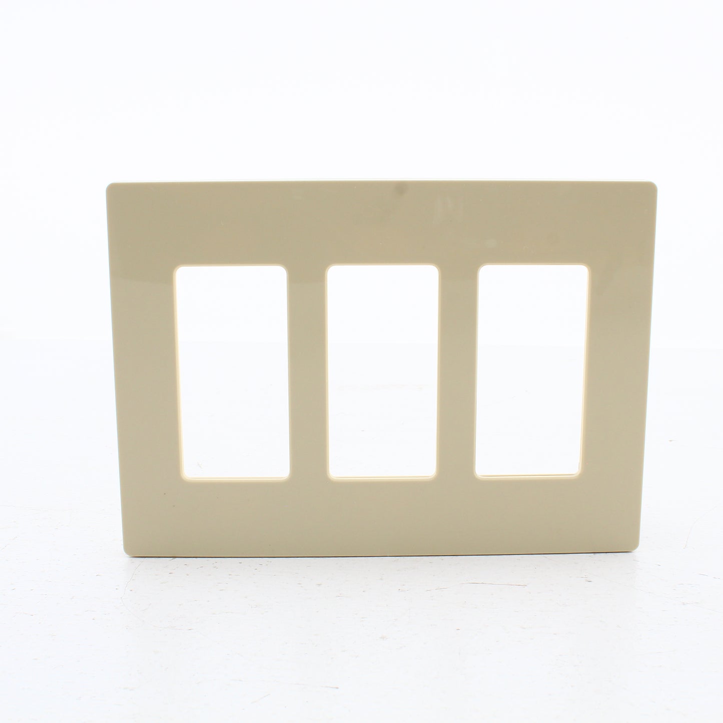 Hubbell RCW3I Ivory 3-Gang Decorator GFCI GFI Unbreakable Nylon Wallplate Cover