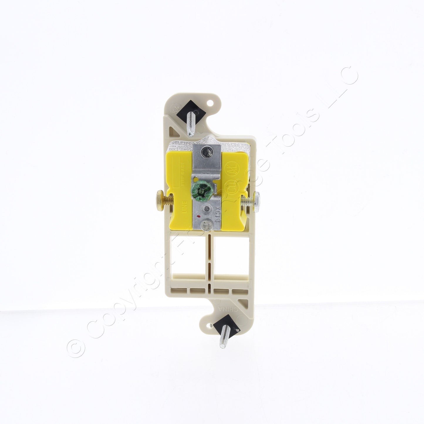 Hubbell Lt Almond JLOAD Multimedia Outlet 2-Port 20A Tamper Resistant RJ62LATR
