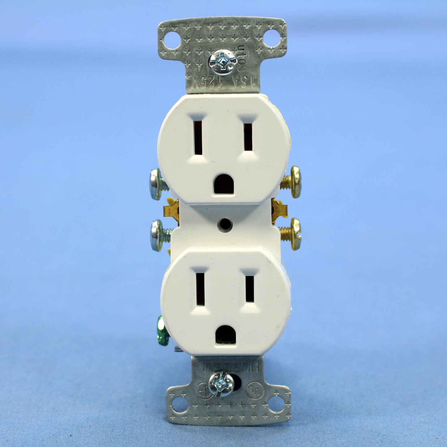 Hubbell RR15W White 15A Duplex Receptacle Outlet NEMA 5-15 125V Bulk Residential