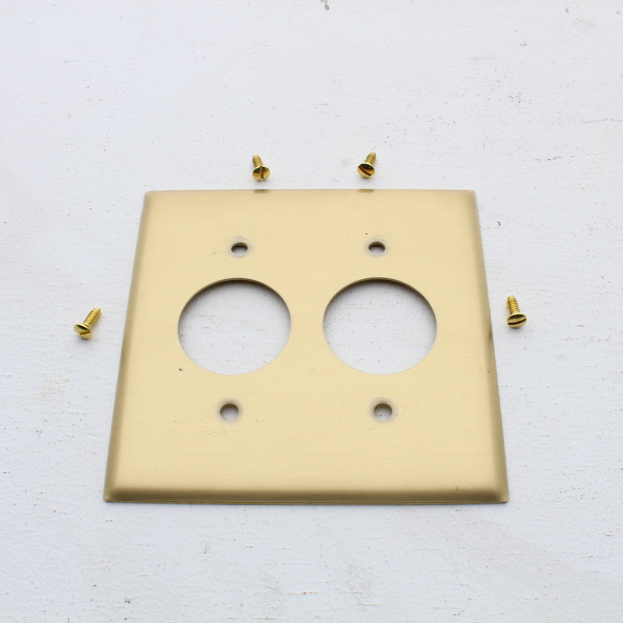 Hubbell SB72 Brass 2-Gang 1.406in. Outlet Satin Brass Standard Wallplate Cover