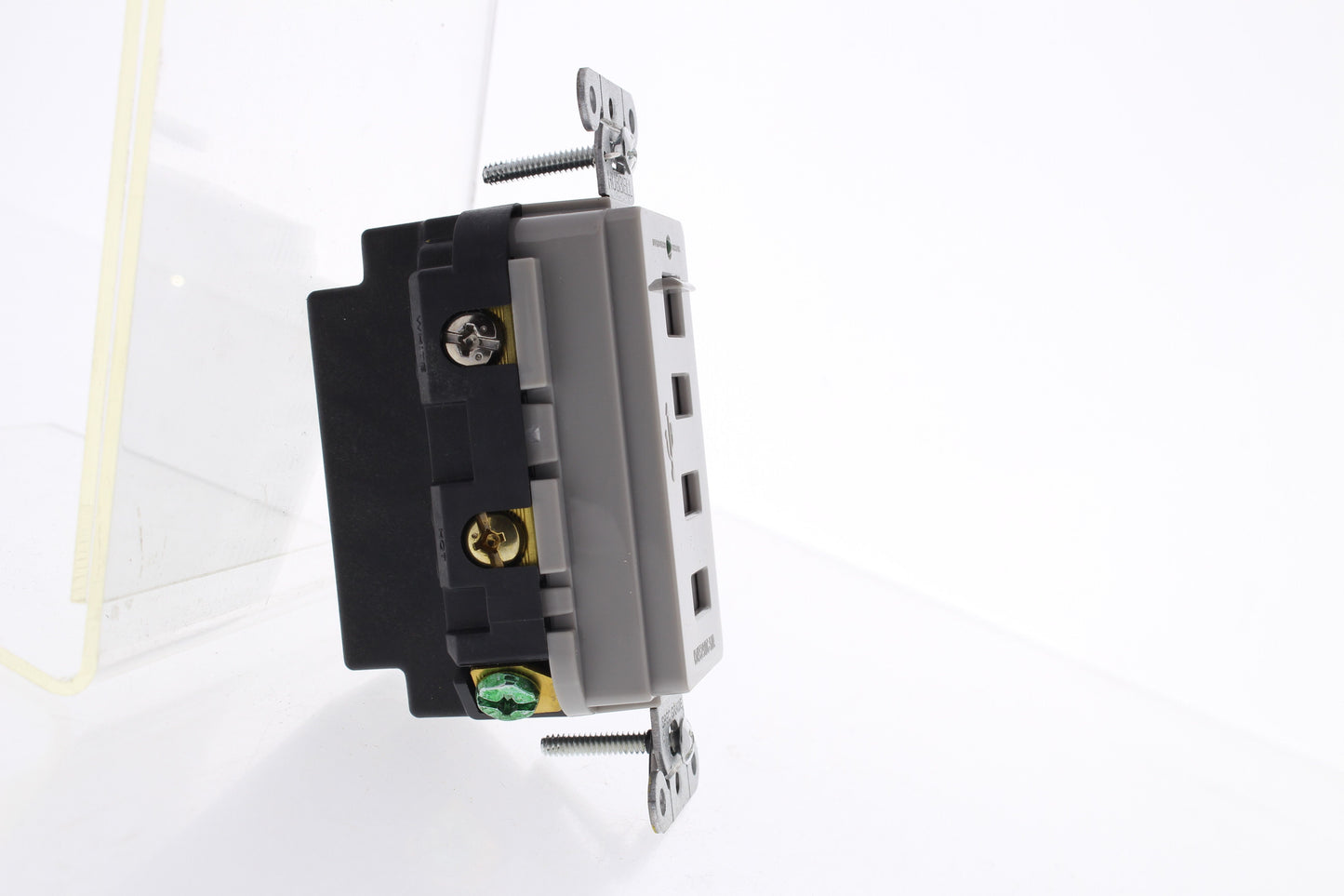 Hubbell Gray 4-Port Charger Outlet USB-A 5A 5VDC Switched Port Door! USBP4GY