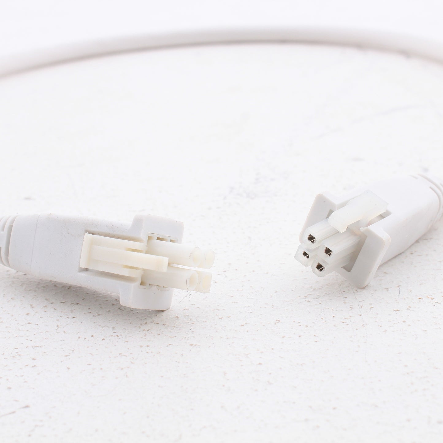 Vaxcel Instalux X0009 Under Cabinet 24-in Linking Cable White 0.25" H 24.00" W