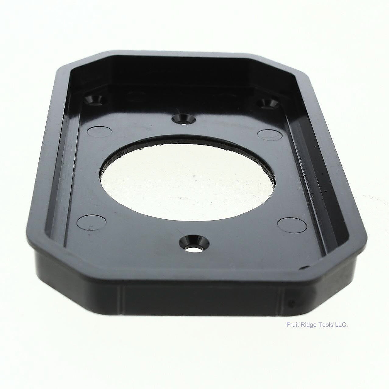 Intermatic WP15 1-Gang Narrow Waterproof Single Outlet 1-5/8" Dia Insert Plate