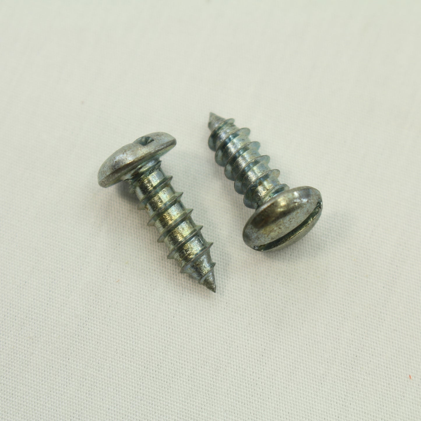 100-Pack #14 Tapping Screws 3/4" Slotted Sheet Metal Zinc-Plated TS57 Boxed