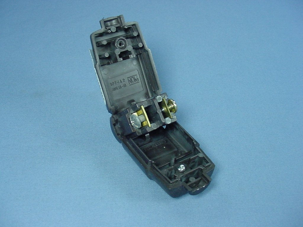 Leviton #102 Brown 15A  Straight Blade Connector Plug Nema 1-15R 125V Bulk