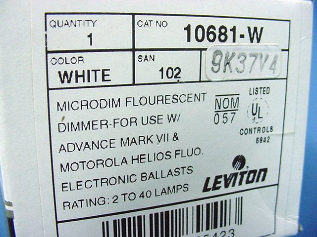 Leviton 10681-W White Decora Full Range Dimmer Switch Fluorescent MicroDim 3W