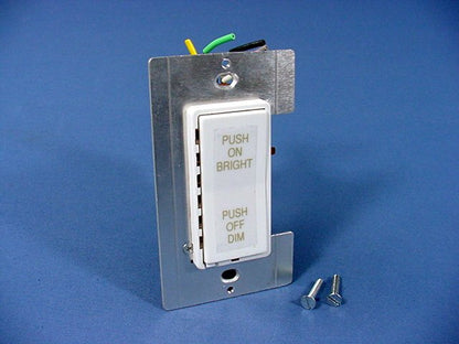 Leviton 10681-W White Decora Full Range Dimmer Switch Fluorescent MicroDim 3W