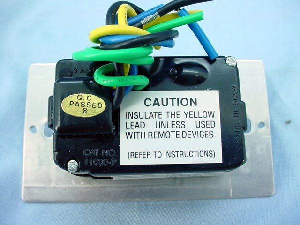 Leviton Almond Multi-Way 3-Key Dimmer Switch MicroDim 1000W 11000-PA Boxed