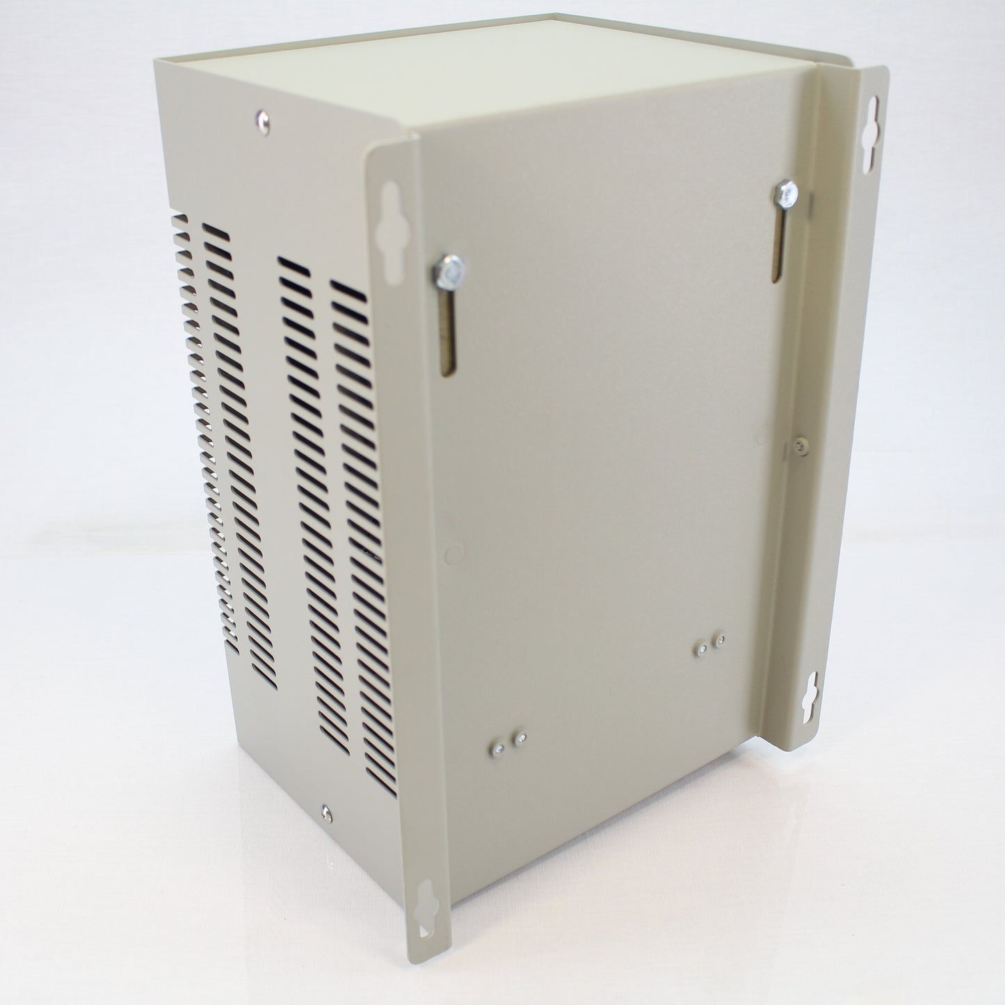 Leviton 1200-WLC Power Line Conditioner Wall Mount Hard Wired 12A 120V-1400VA