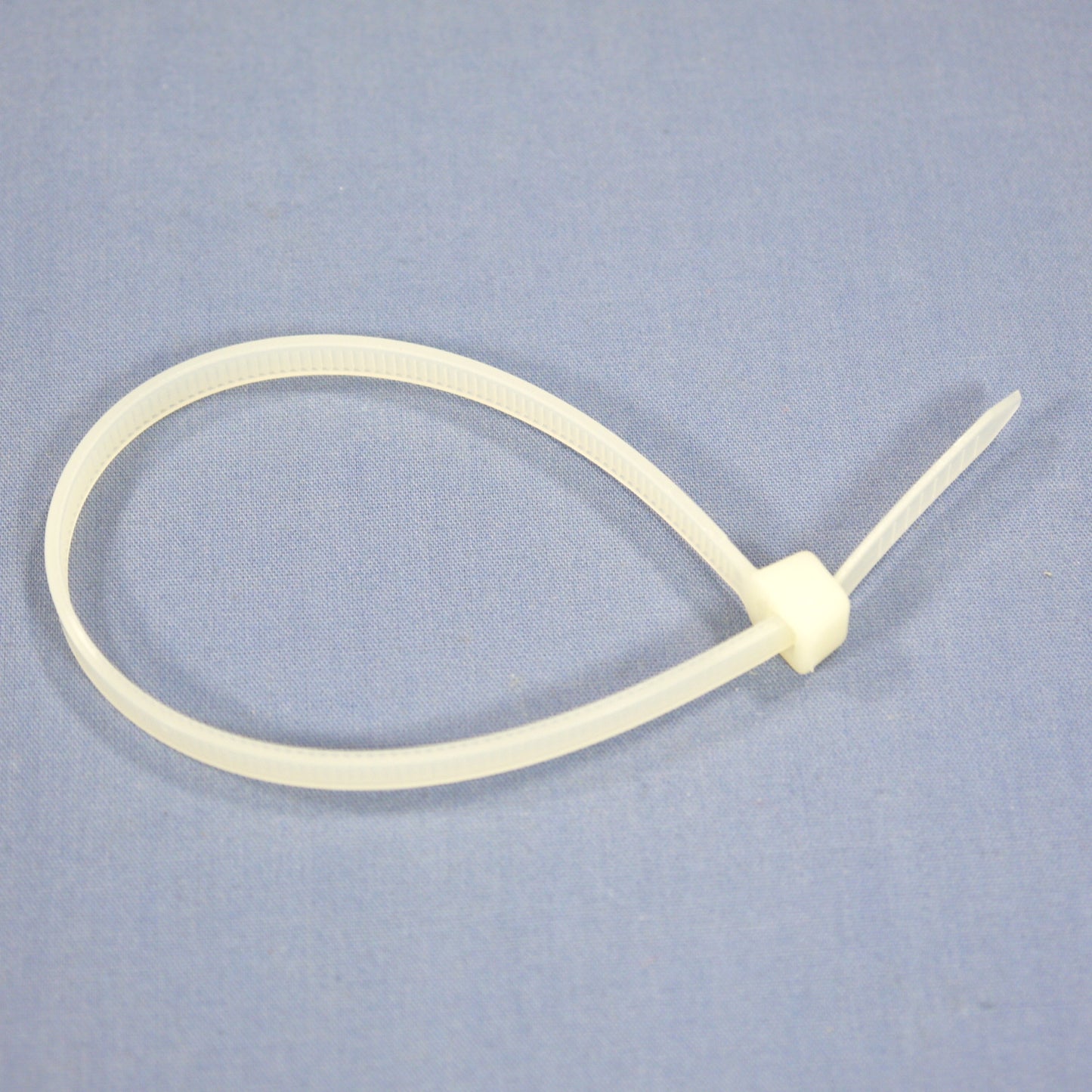 20 Leviton White Organizing Fastening Plastic 8" Cable Zip Wire Ties Nylon 12540