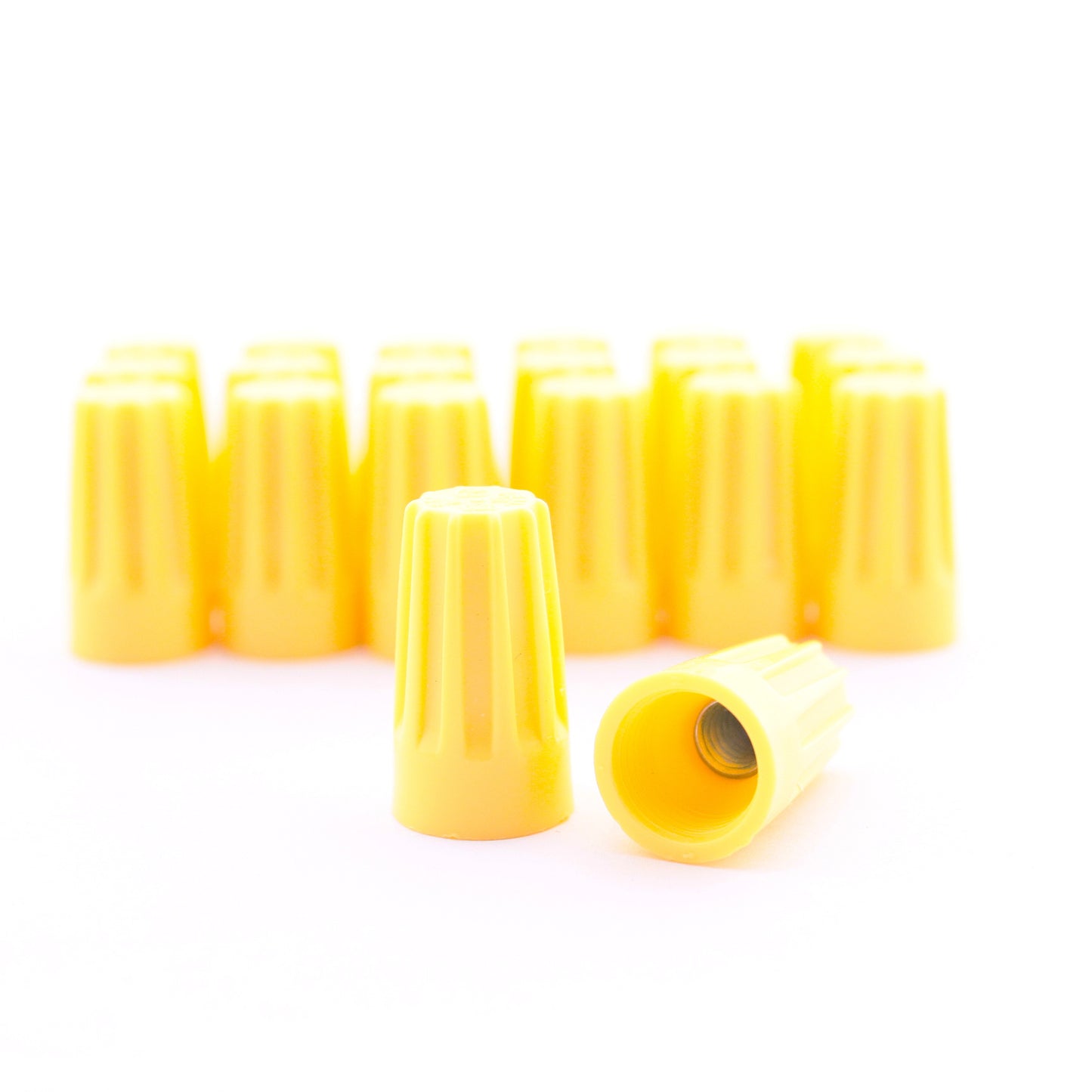 20 Leviton Yellow Solderless Twist-on Electric Wire Connectors 18-12 Gauge 12775