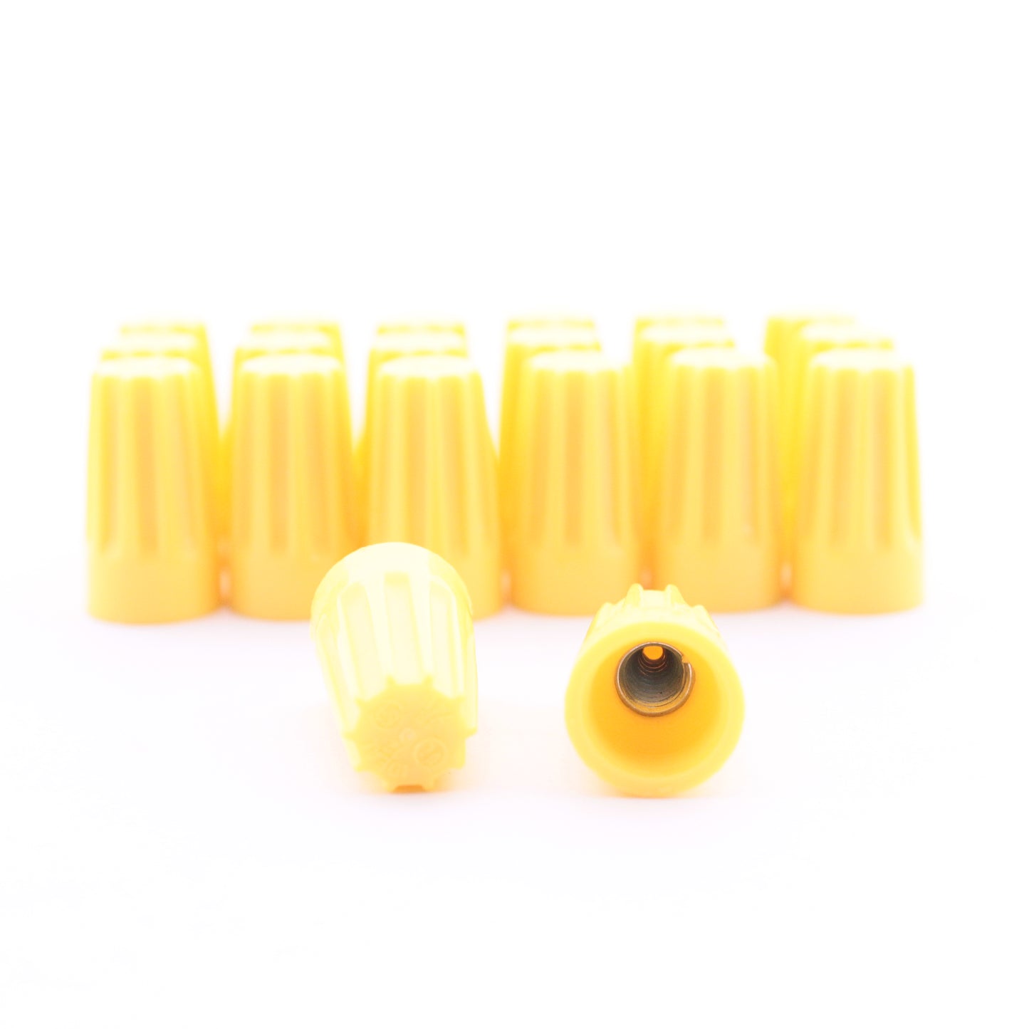 20 Leviton Yellow Solderless Twist-on Electric Wire Connectors 18-12 Gauge 12775