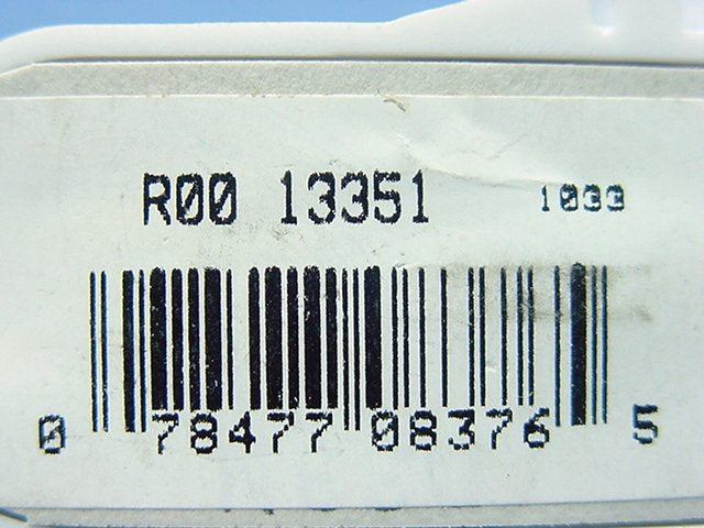 Leviton 13351 Fluorescent Lamp Holder T-8 T-12 Light Socket G13 Base 660W 600V
