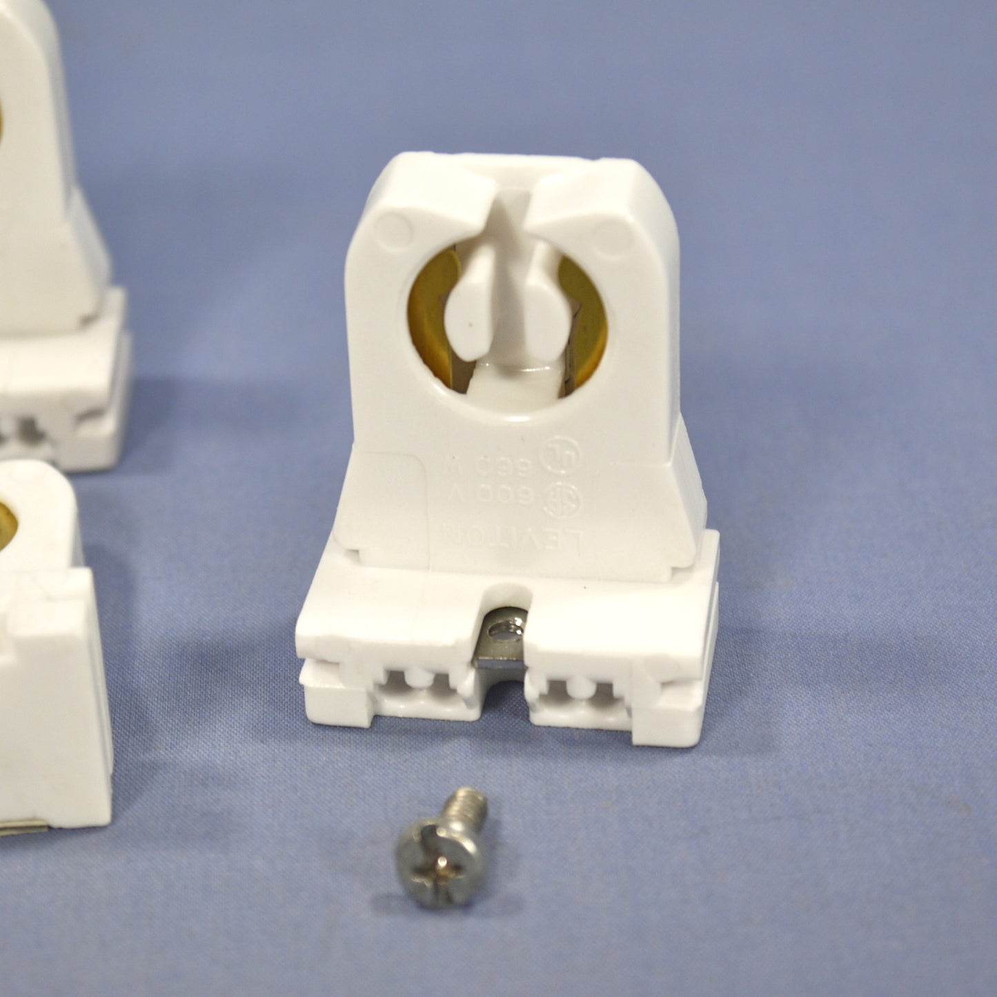 5 Leviton Fluorescent Lamp Holders T-8 T-12 Light Socket G13 Base 660W 13351-N