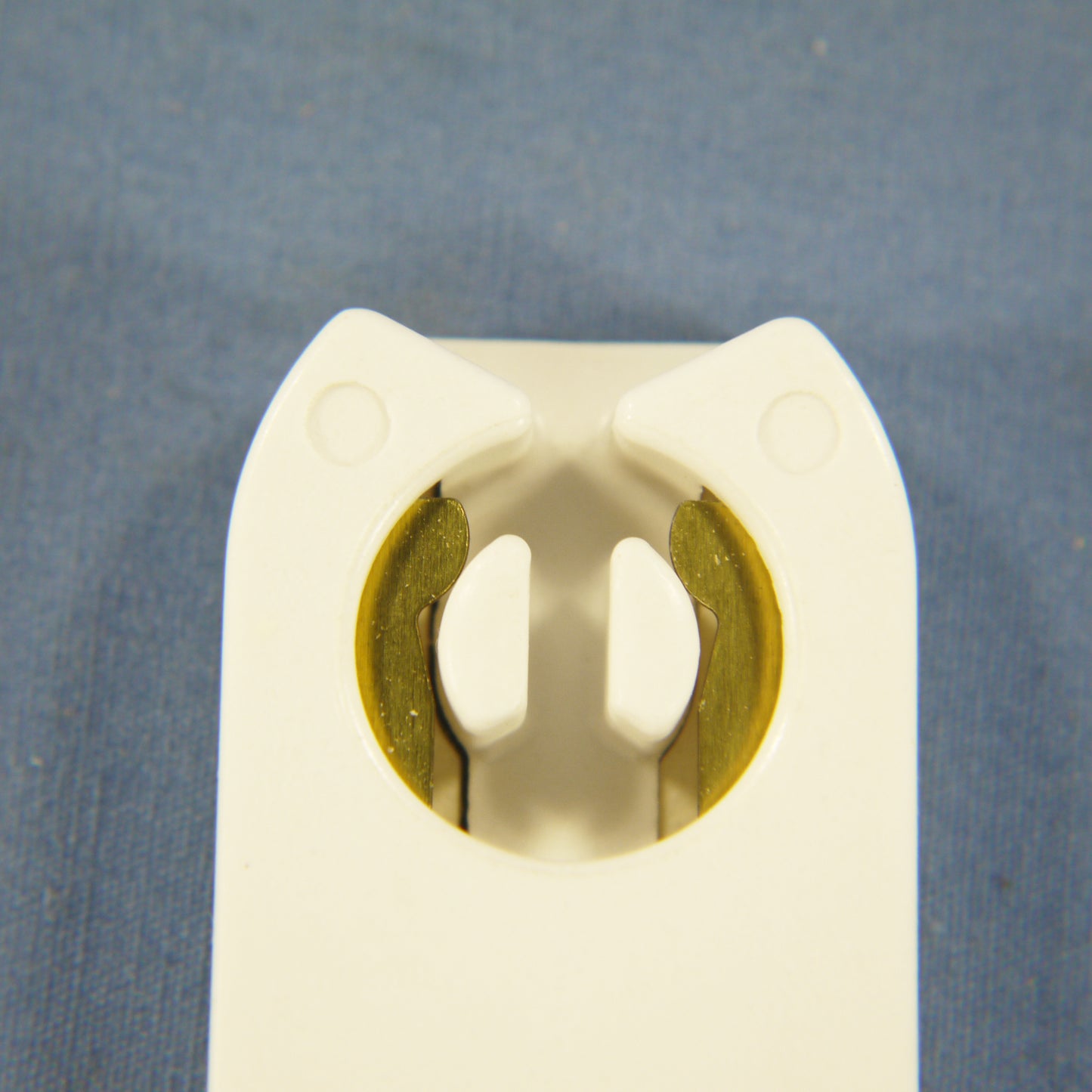 Leviton Fluorescent Lampholder Light Socket T8 T12 Medium Bi-Pin TALL Bulk 13354