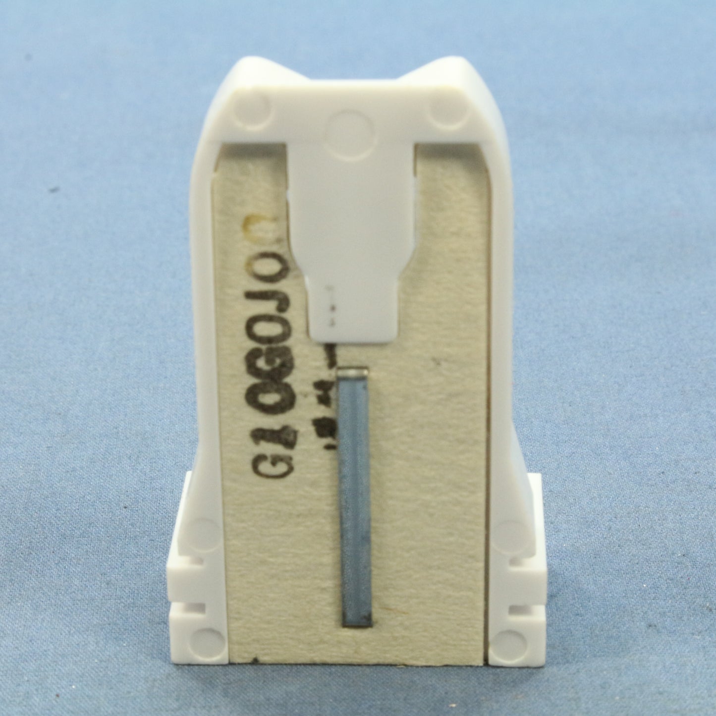 Leviton 13355 Fluorescent Lampholder Socket T8 T12 Medium Bi-Pin 11/32 Thick