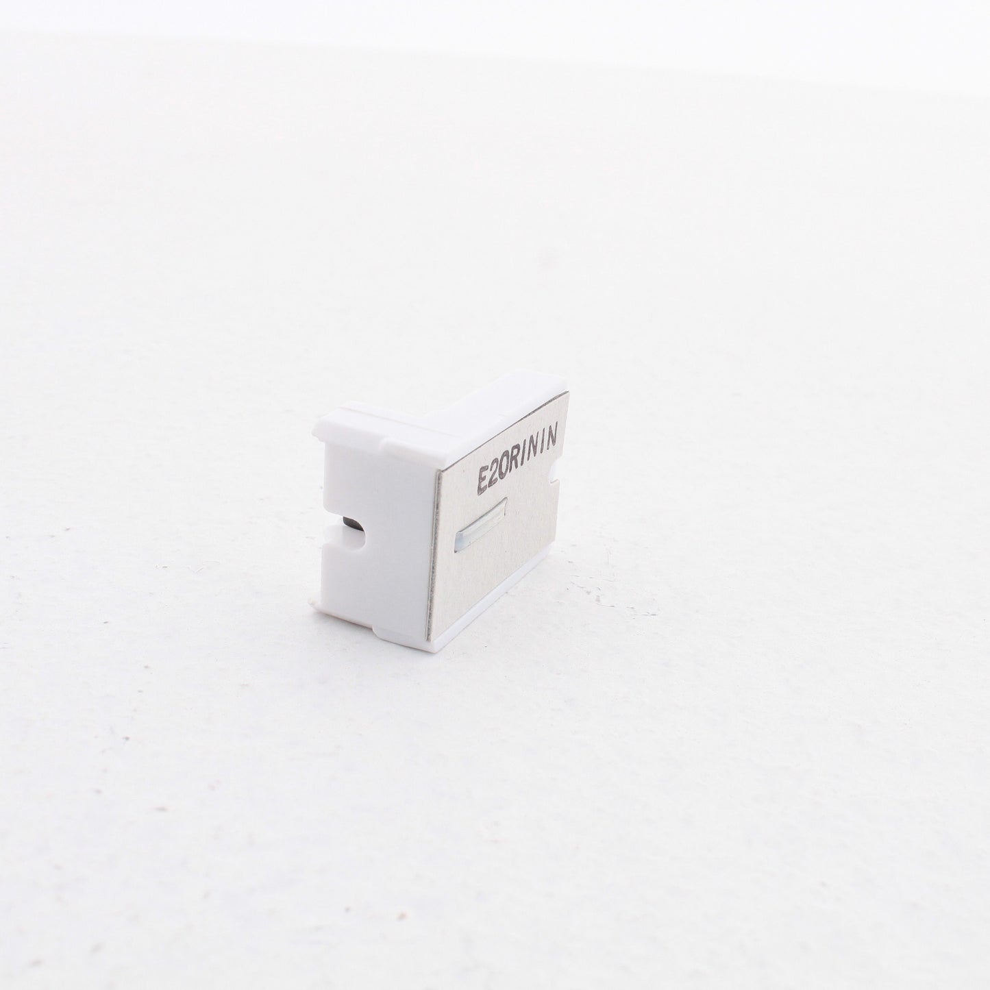 Leviton 13451-N Fluorescent Holder T-8 Medium Light Socket Low Profile G13