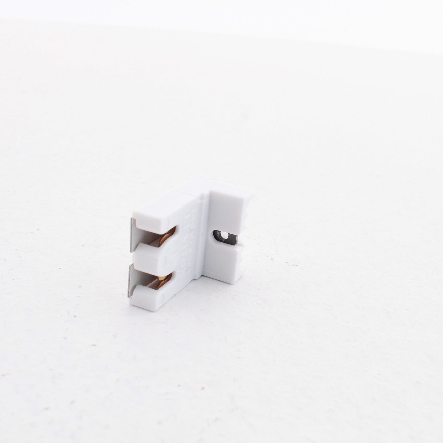 Leviton 13451-N Fluorescent Holder T-8 Medium Light Socket Low Profile G13