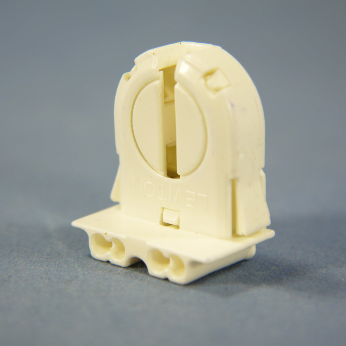 Leviton 13652-NP Bi-Pin Fluorescent Lampholder Light Socket T-8 Bulk Low Profile