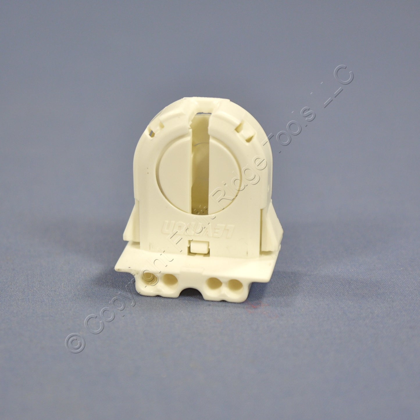 10 Leviton Fluorescent Lamp Holders Light Socket T-8 T8 Low Profile Bi-Pin 13652
