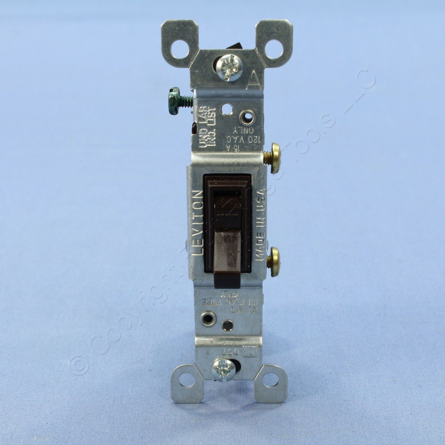 10 Brown Leviton Framed Toggle Wall Light Switches Single Pole 15A 120V 1451-2