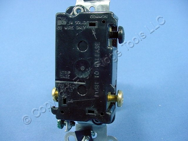 Leviton Residential Brown 3-Way Framed Toggle Wall Light Switch 15A Bulk 1453-2