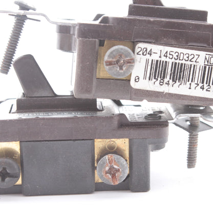 205pcs Leviton Blemished Brown 3-Way Framed Toggle Light Switches 15A 1453-2