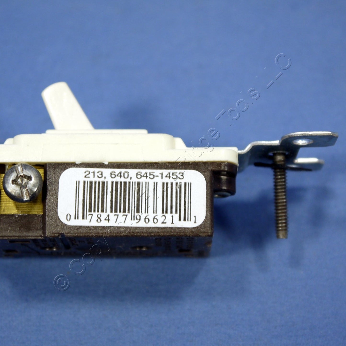 Leviton 1453-2A Almond 3-Way 15A Toggle Wall Light Switch Quickwire Bulk 120V