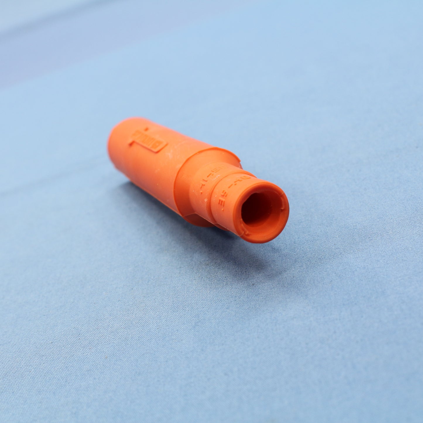 10 Leviton Orange Cam Type Plug Insulating Sleeves Male ECT 15 Series 15SDM-48O