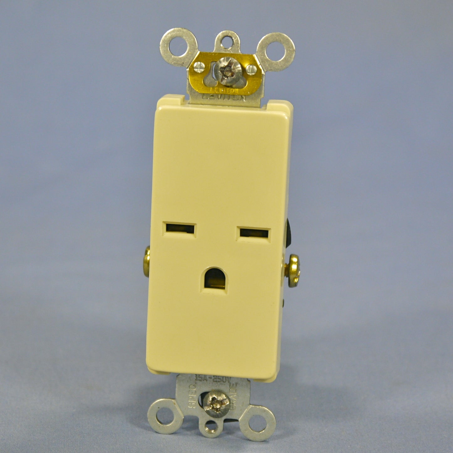 Leviton 16641-I Ivory 15A Single Decora Receptacle Outlet 250V Boxed Commercial