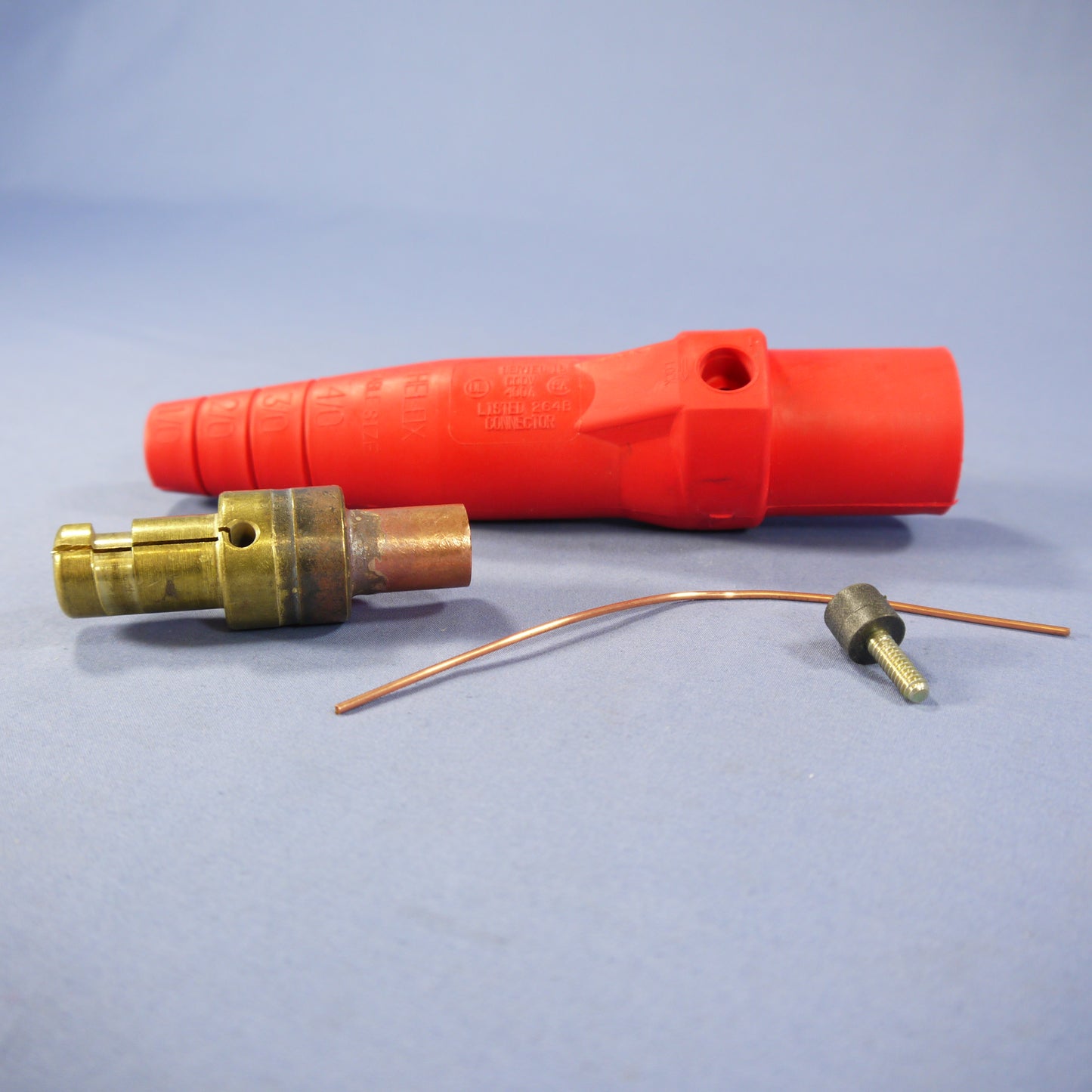 Leviton Red ECT 16 Series Male Detachable Cam Plug 300A 600V Crimped 16D27-R