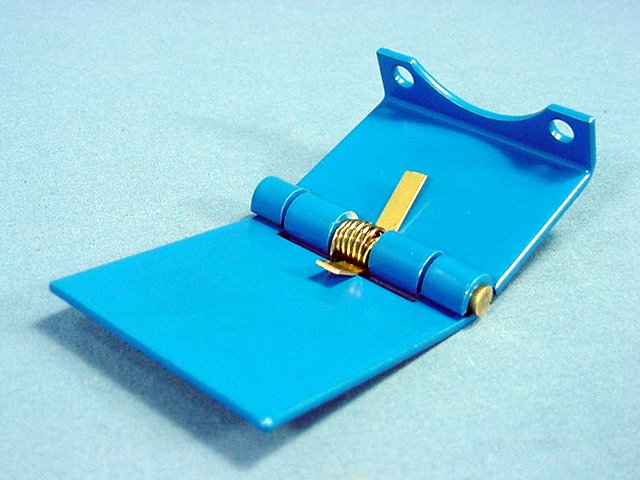 Leviton Blue 16 Series Panel Plug Outlet Receptacle Snap Back Cover 16S21-B