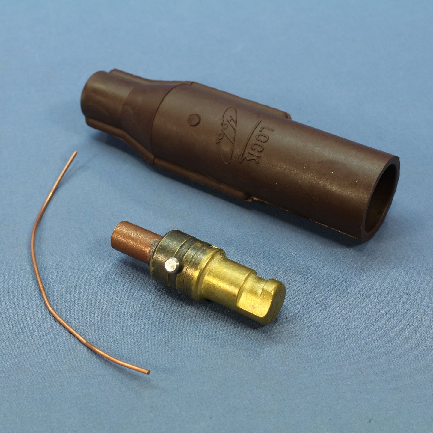 Leviton 16V21-H Brown 16 Series Cam Type Female Vulcanized Plug High Amp 235A