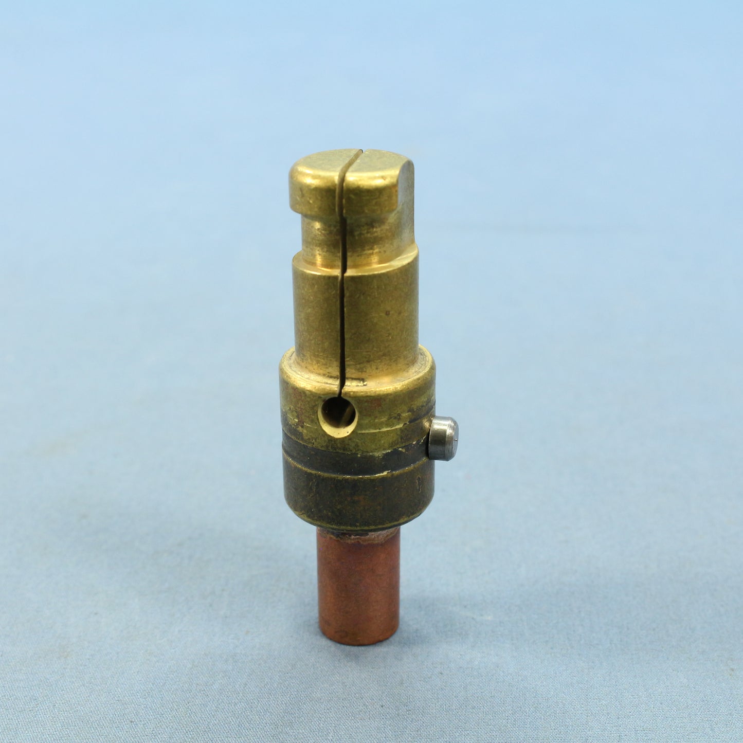 Leviton Orange 16 Series Cam Type Male Vulcanized Plug High Amp 235A 16V21-O