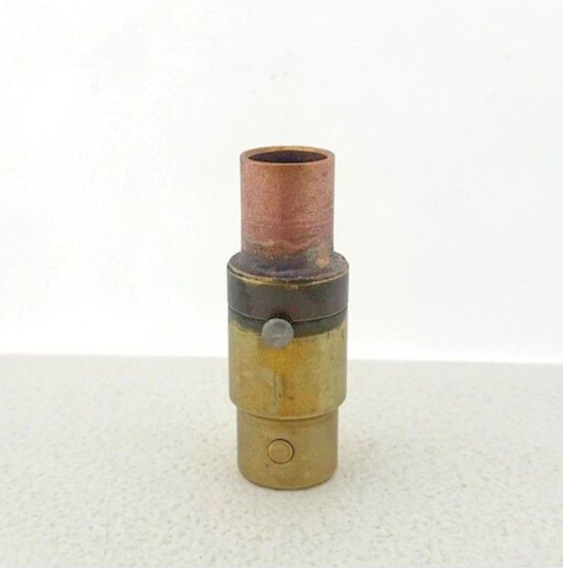 Leviton Brown 16 Series Female Vulcanized Cam-Type Plug 400A 600V 16V28-H