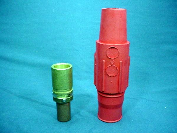 3 Leviton Red ECT 18 Series Vulcanized Female Cam Plug Crimped 690A 600V 17V24-R
