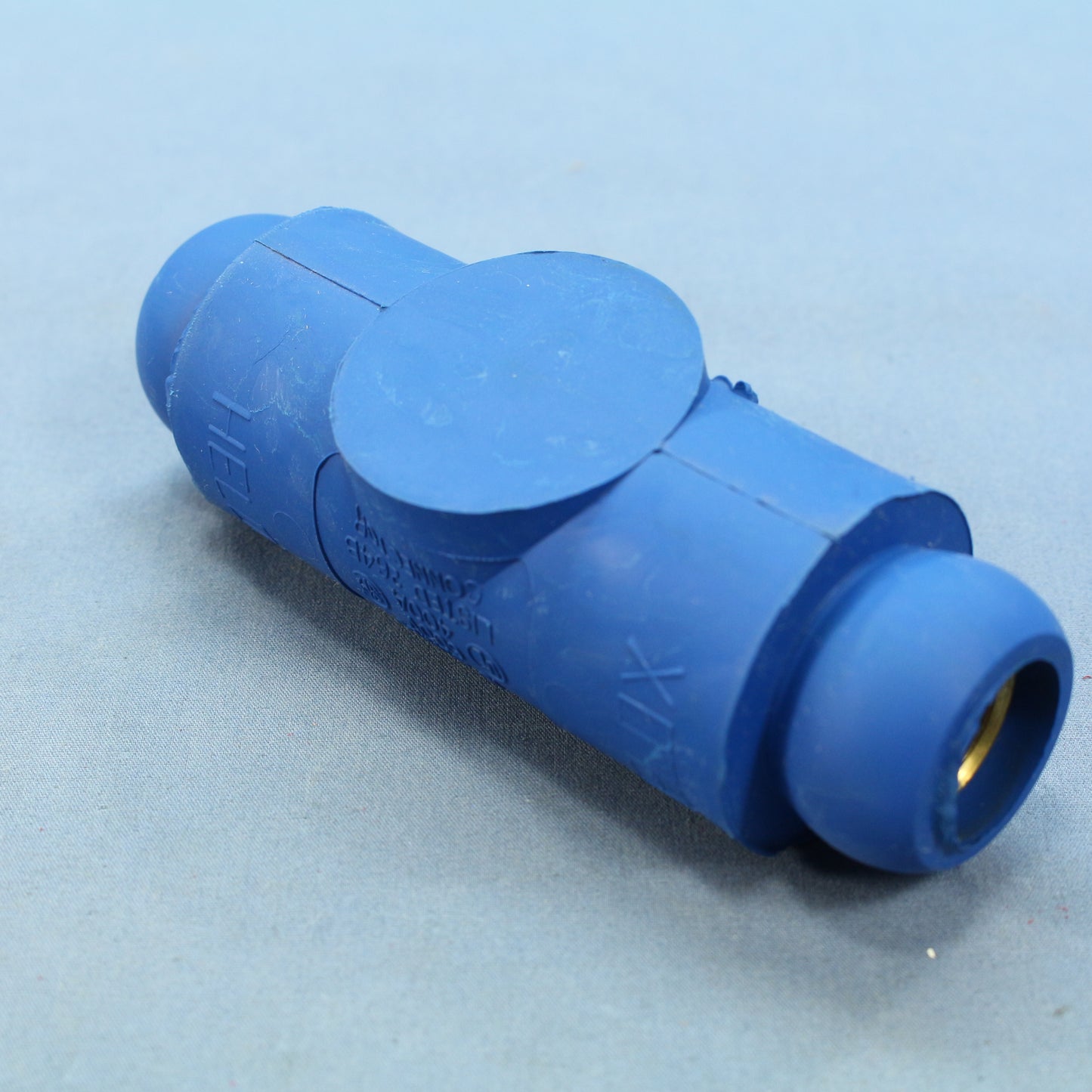 Leviton Blue Female-Female Turnaround Connector 18 Series 400A 600V 18A24-B