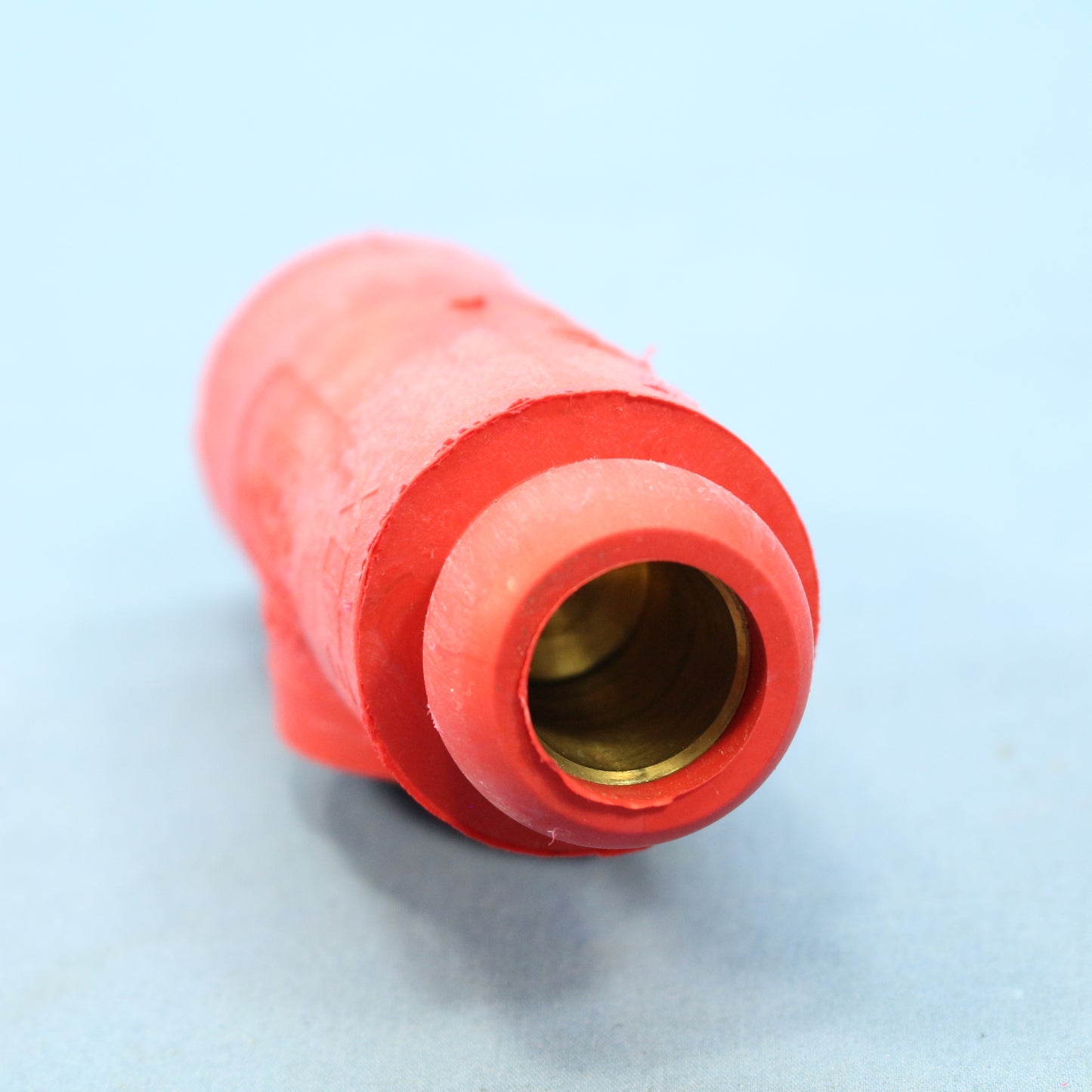 Leviton Red Female-Female Turnaround Connector 18 Series 400A 600V 18A24-R